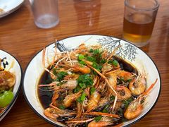 -胡子饮食店