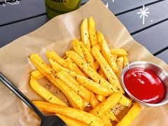 -J Create城市露营咖啡·简餐·宠物(上海动物园店)