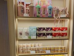 -奈雪的茶(湖滨银泰in77C区PRO店)