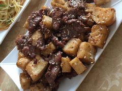 -维吾尔餐厅(宜山路店)