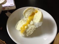 蛋黄流沙包-贰號小院潮汕砂锅粥(前海西街店)