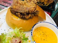 芝士三多鸡腿焗保龄球-阿飛冰室(下沙店)