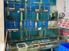 -亚忠小吃店(曾厝垵店)