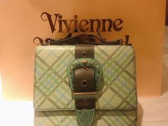 -Vivienne Westwood(上海来福士广场店)