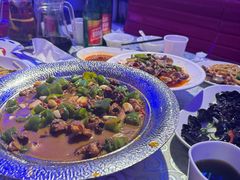 -巴特餐饮6加1音乐餐吧·新疆菜
