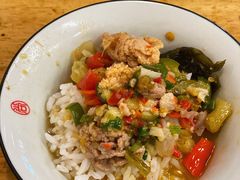 鱼籽鱼泡火锅-湘聚南县土菜馆(龙山二路店)