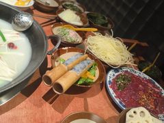 -周小明火锅(黑金冠社区店)