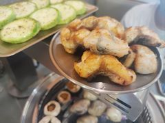 -围炉肉舍•炭烤活鳗•丹东海鲜烤肉(步行街店)