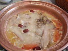 -阿婆情腊排骨火锅(金虹路店)