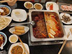 -百年川椒重庆老火锅(光谷店)