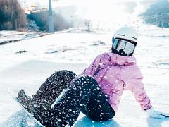 -中旅松花湖滑雪场