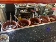 -裕新楼粉面馆·石磨手工粉(四方坪店)