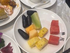 -腾阁自助餐厅(朝林广场店)