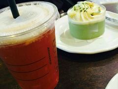-星巴克臻选(盐城金鹰聚龙湖店)