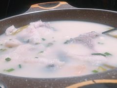 土家酸汤鱼-九头鹰家宴(岳家嘴店)