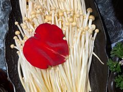 -慢丽江·云南野生菌土鸡锅(西山店)