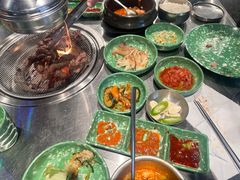 -欧巴炭烤肉오빠숯불구이(南京东路店)