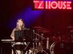 -TZ House音乐现场(茅台店)