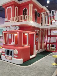 -奈尔宝·儿童乐园·亲子餐厅(华采天地店)