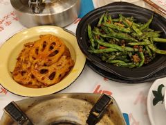 -堂瓦里·33年传统赣菜(第一街区店)