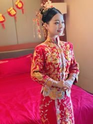 -艾米丽婚纱礼服