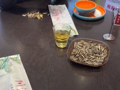 -川流不息·地道川菜·小龙虾(松东路店)