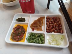 麻酱碗料-东门口涮肉·砂锅·烤串(老门东店)