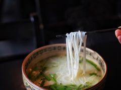 蒙自过桥米线-南蛮子(进贤路店)