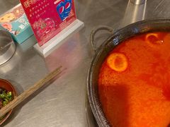 -鹿鸣山草本茶香火锅(园西路店)