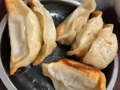 -黄阿姨锅贴大王(万航渡路店)