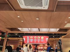 -老牌坊云南鱼豆花火锅(哈西万达店)