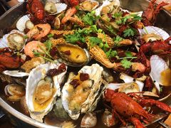 -老东镇啤酒屋海鲜加工·蒸汽海鲜·海鲜烧烤(台东店)