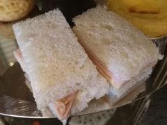 -上海虹桥西郊假日酒店