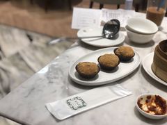 -香港百合居(LCM置汇旭辉广场店)