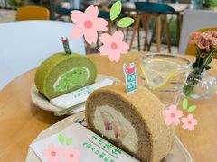 蜜桃乌龙蛋卷-小西家作(富力爱丁堡店)