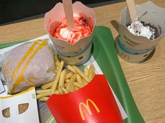 草莓麦旋风-麦当劳(百利广场店)