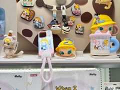 -泡泡玛特POPMART(蓝色港湾店)