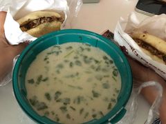 牛肉烧饼普通版-穆得·老周家牛肉烧饼(普利街店)