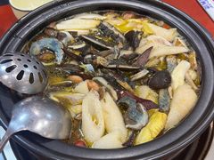 -菌之家·专业纯野生菌火锅·特色炒菌