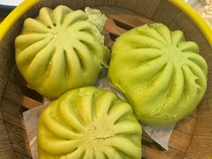 斑斓椰丝包-老何家后安粉·糟粕醋海鲜火锅(三亚湾椰梦长廊店)