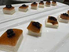 鱼子酱果木烤鸭-海景壹号大酒店(滨湖店)