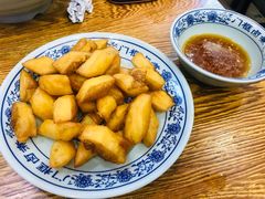 老北京炸咯吱-门框胡同百年卤煮(前门煤市街店)