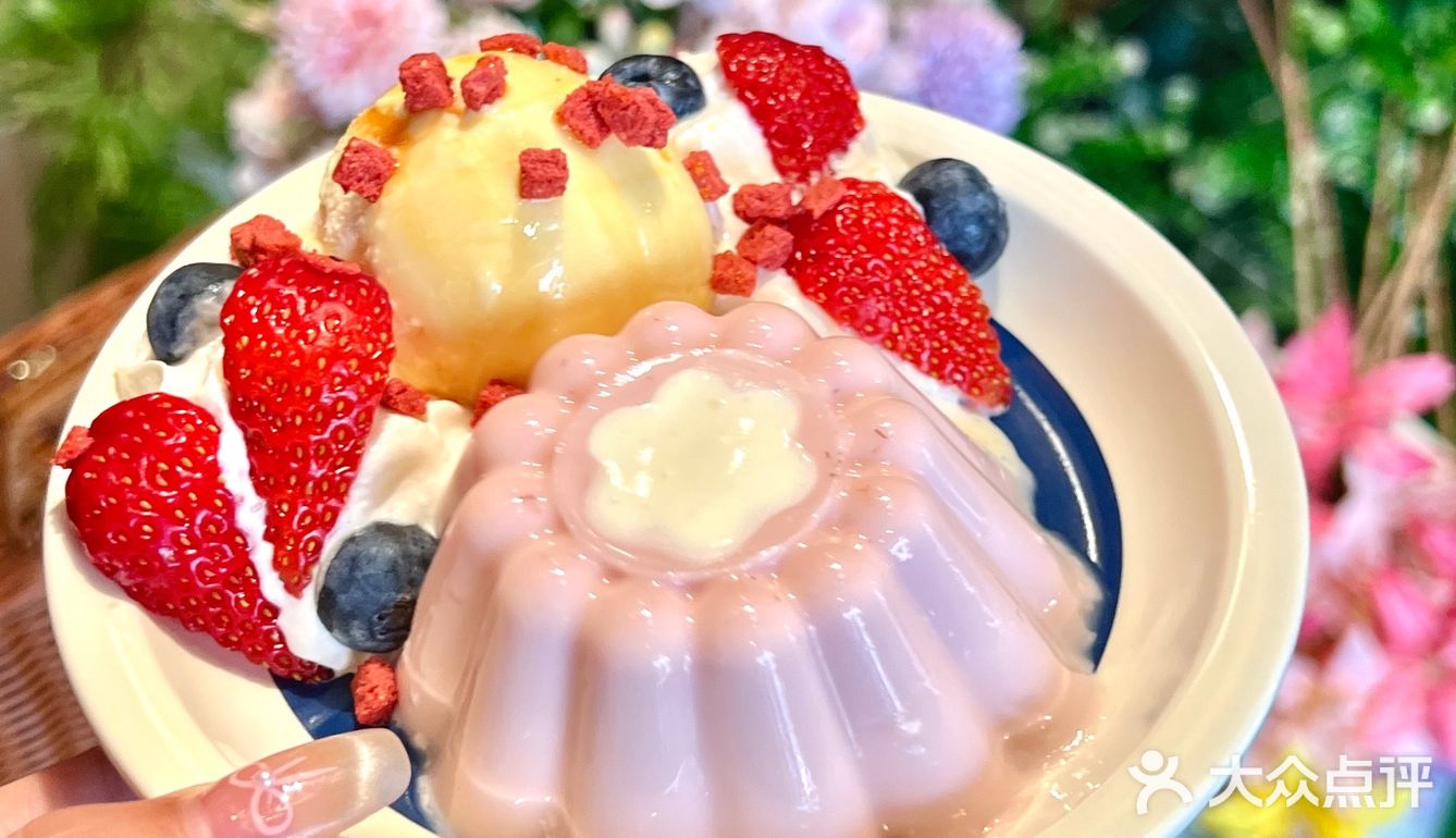 在泉州被花包围的咖啡店💐