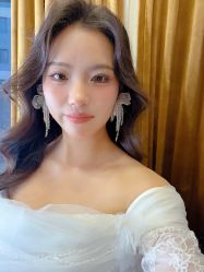 -都市丽人婚纱摄影