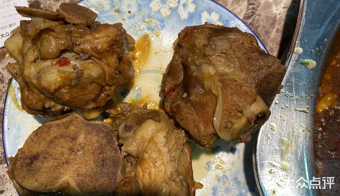 酱大骨自助，和朋友一起去的