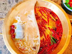 红油番茄鸳鸯锅-小龙坎火锅(全球总店)