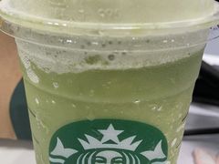 -星巴克(广州南站A18检票口楼上)