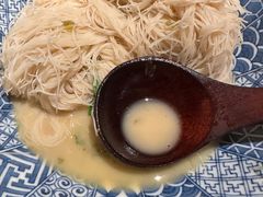 -荣家黄鱼面(前滩太古里店)