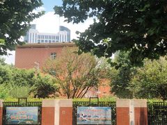 -武汉市第四中学