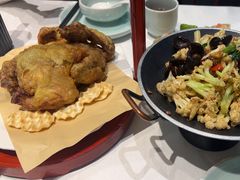 -江城小馆陕南妈妈菜·全球旅行餐厅(钟楼店)